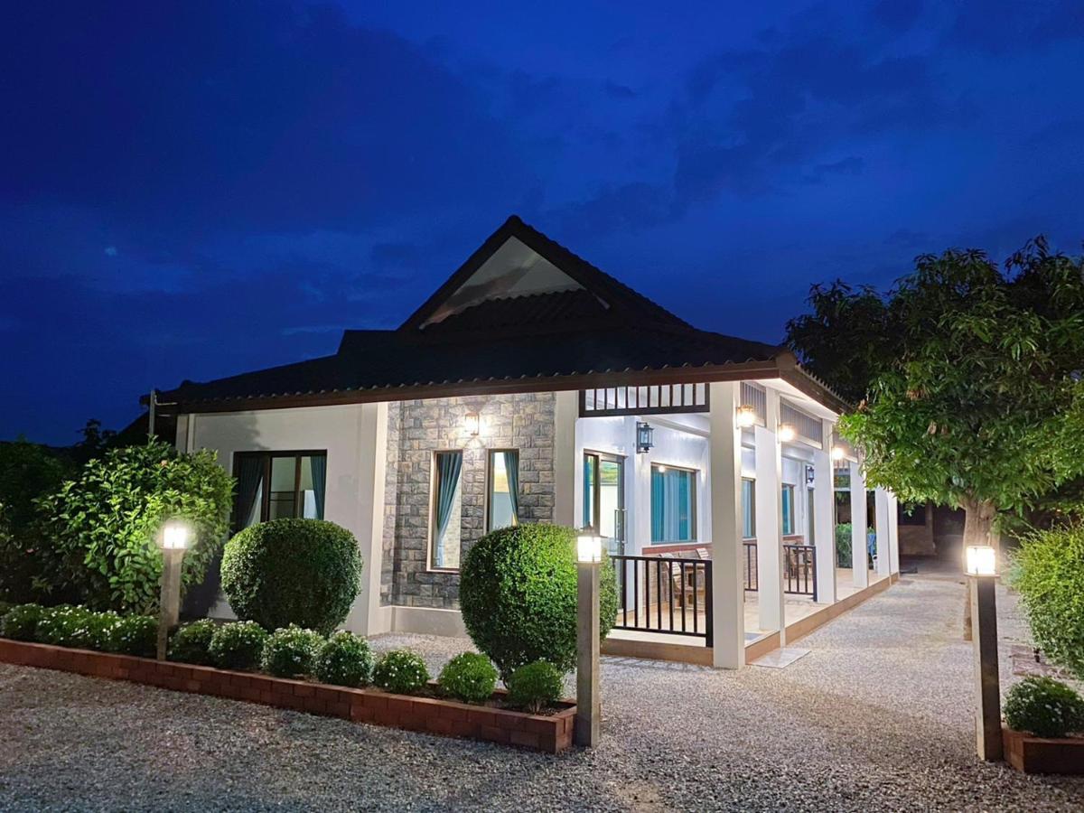Sanaepatan Home Resort - เสน่ห์ป่าตาล โฮม รีสอร์ต Ban Buak Khang 外观 照片