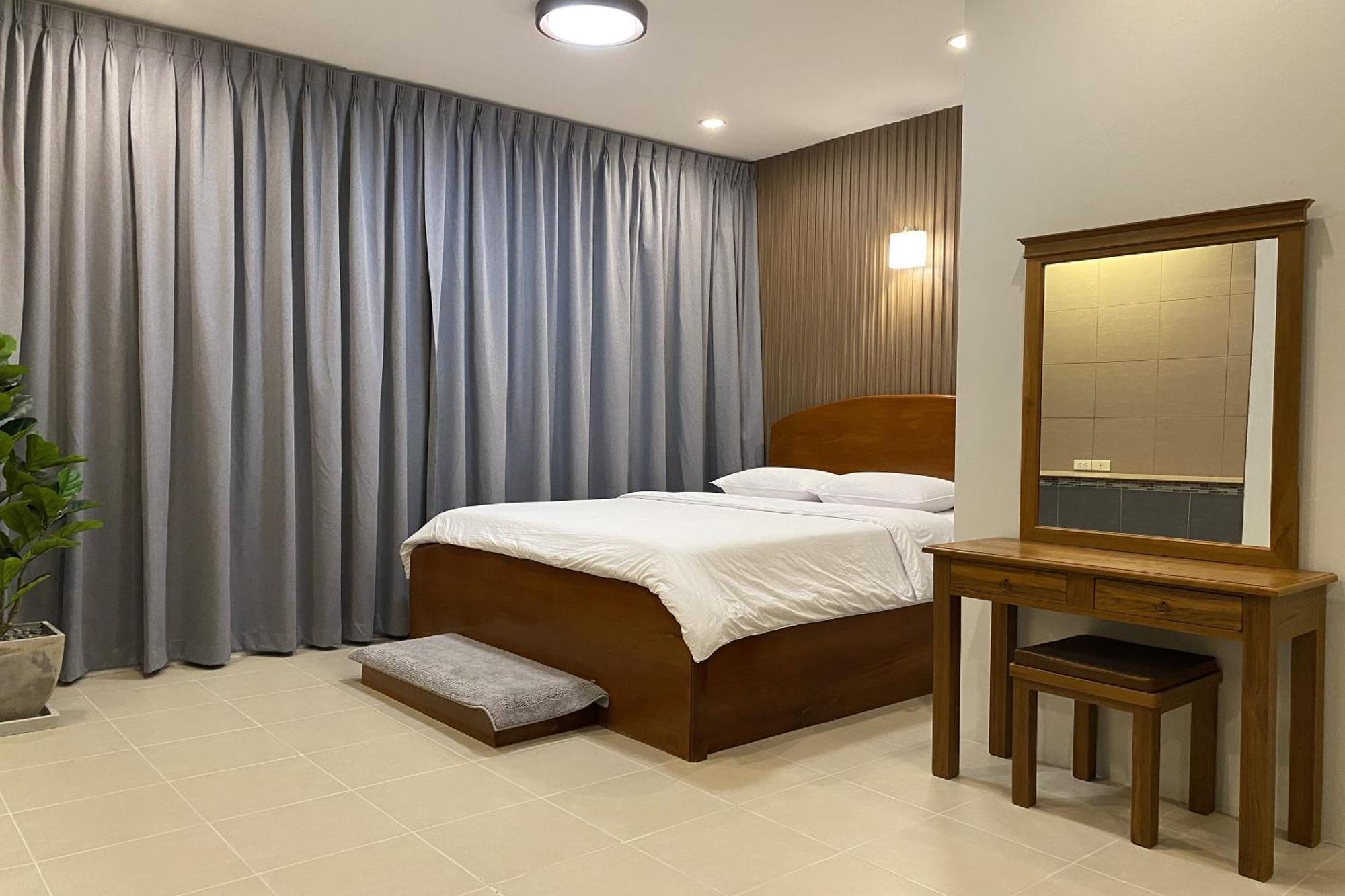 Sanaepatan Home Resort - เสน่ห์ป่าตาล โฮม รีสอร์ต Ban Buak Khang 外观 照片