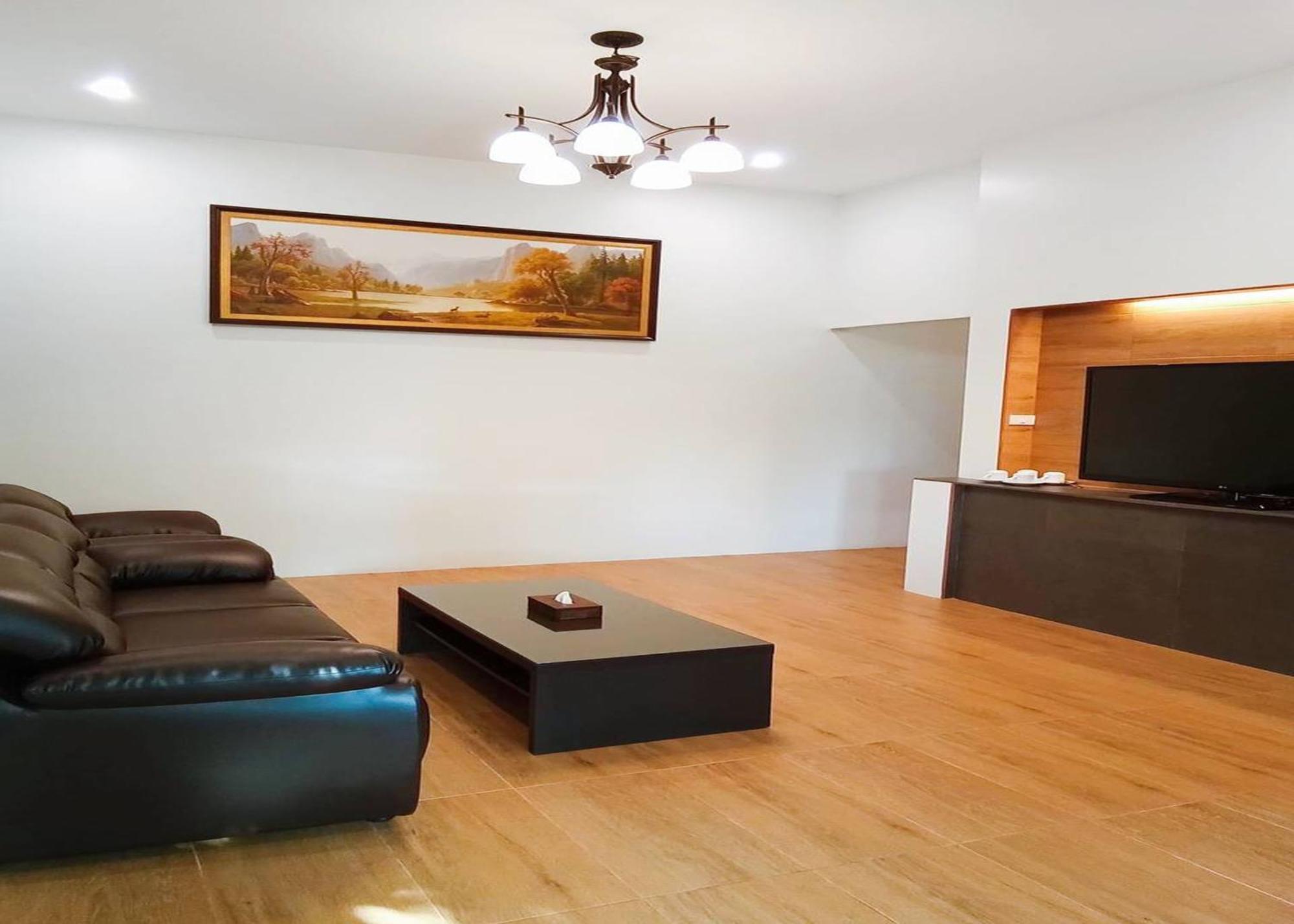 Sanaepatan Home Resort - เสน่ห์ป่าตาล โฮม รีสอร์ต Ban Buak Khang 外观 照片