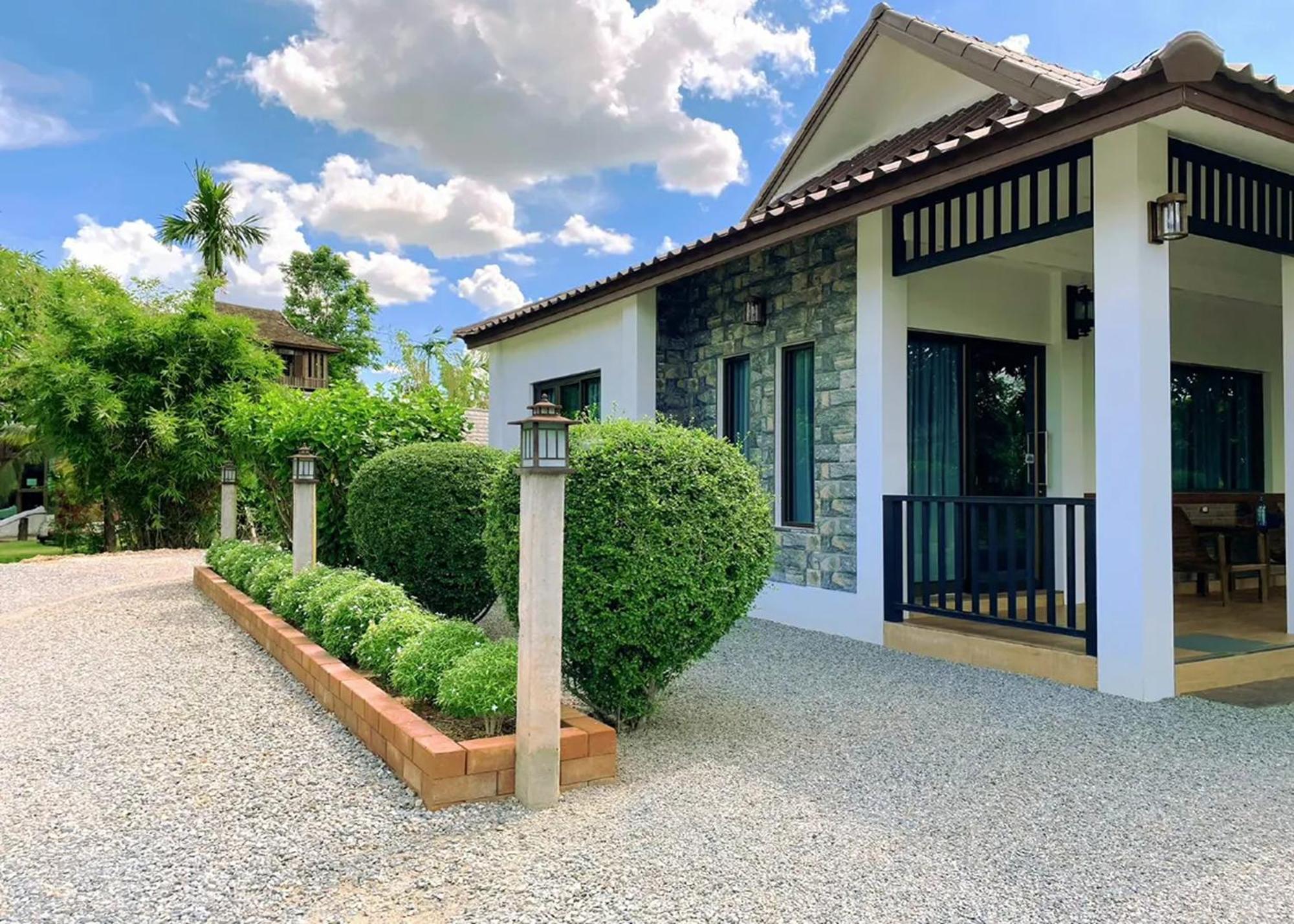 Sanaepatan Home Resort - เสน่ห์ป่าตาล โฮม รีสอร์ต Ban Buak Khang 外观 照片